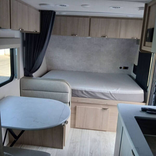 2024 Winnebago Micro  Minnie