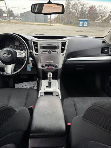 2011 Subaru Outback 2.5i Premium