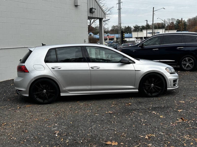2017 Volkswagen Golf R 4Motion