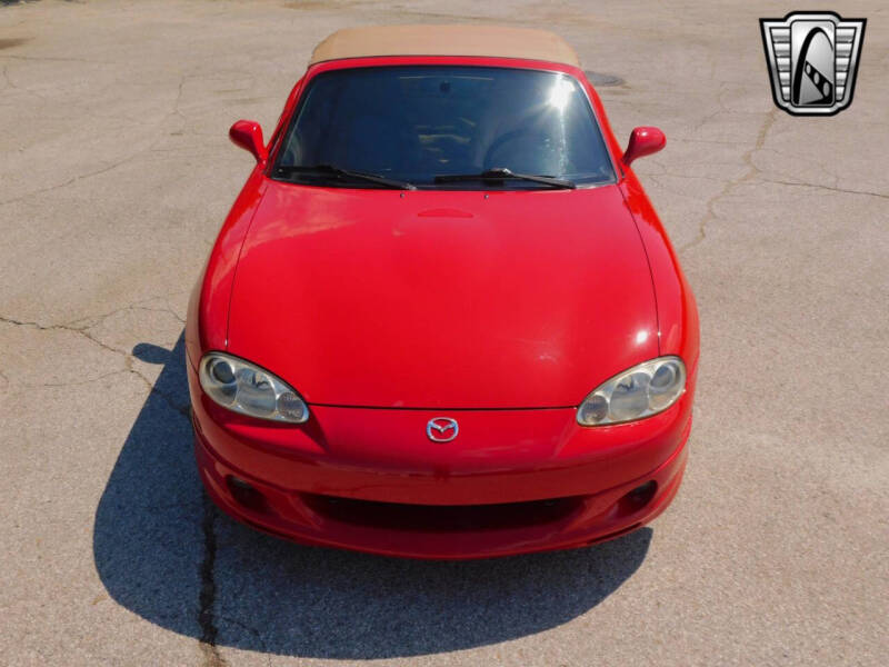2002 Mazda MX-5 Miata LS