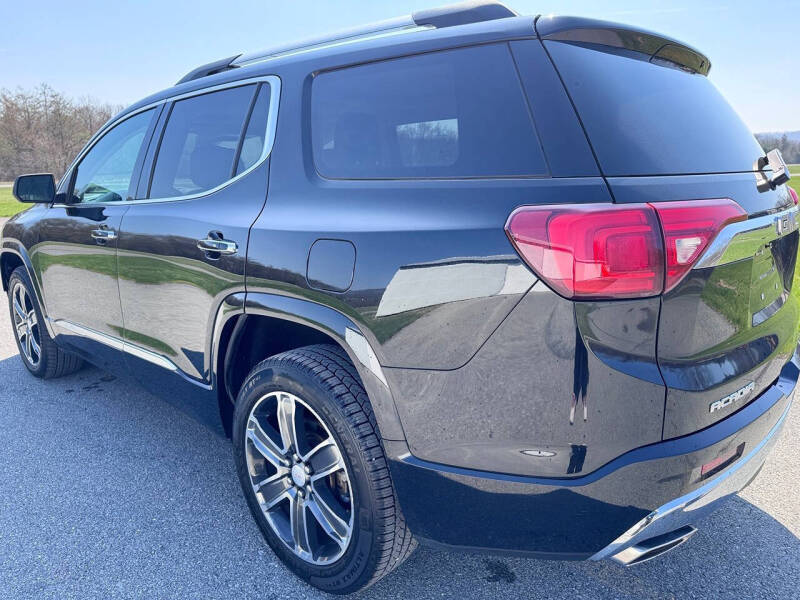2017 GMC Acadia Denali
