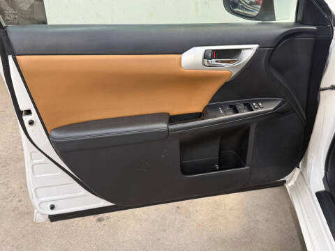 2013 Lexus CT 200h
