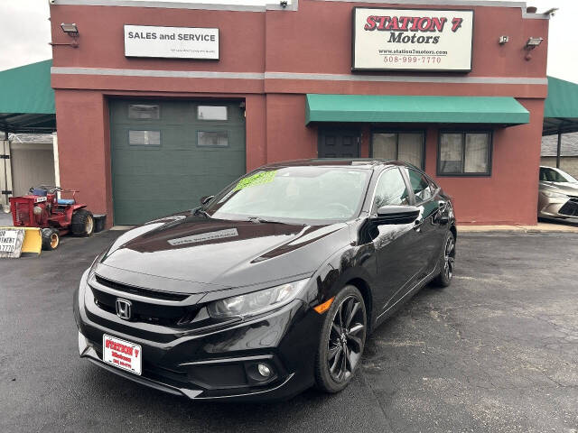 2020 Honda Civic Sport's photo