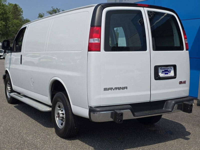 2023 GMC Savana 2500