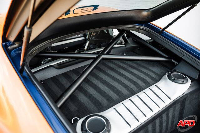 2016 Porsche Cayman GT4