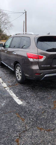 2016 Nissan Pathfinder SV