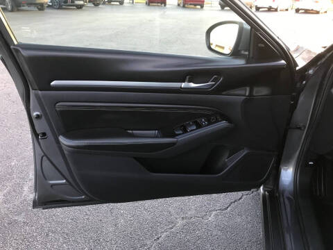 2021 Nissan Altima 2.5 SV