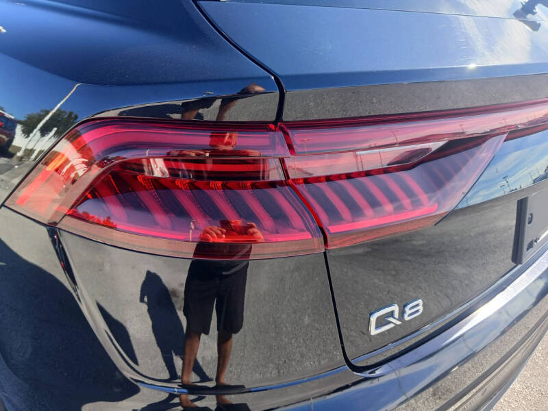 2019 Audi Q8 quattro Premium Plus 55 TFSI