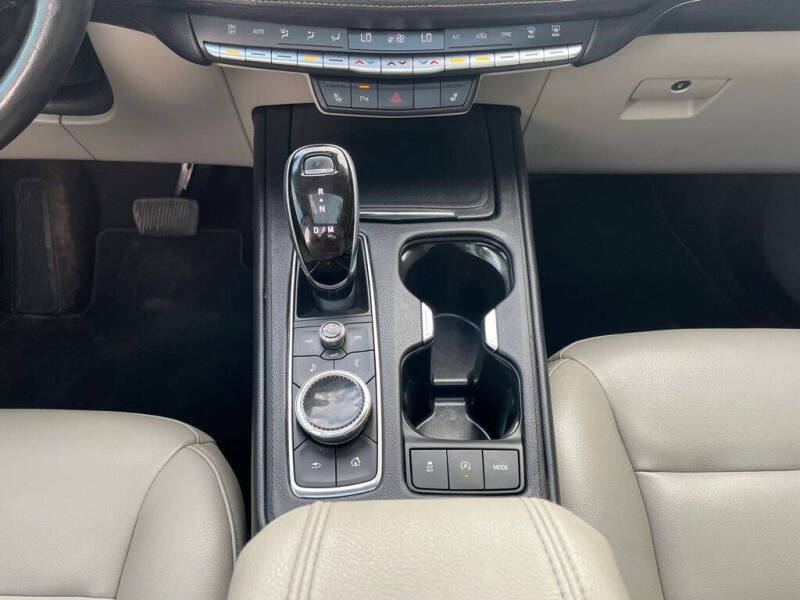 2020 Cadillac XT4 Luxury