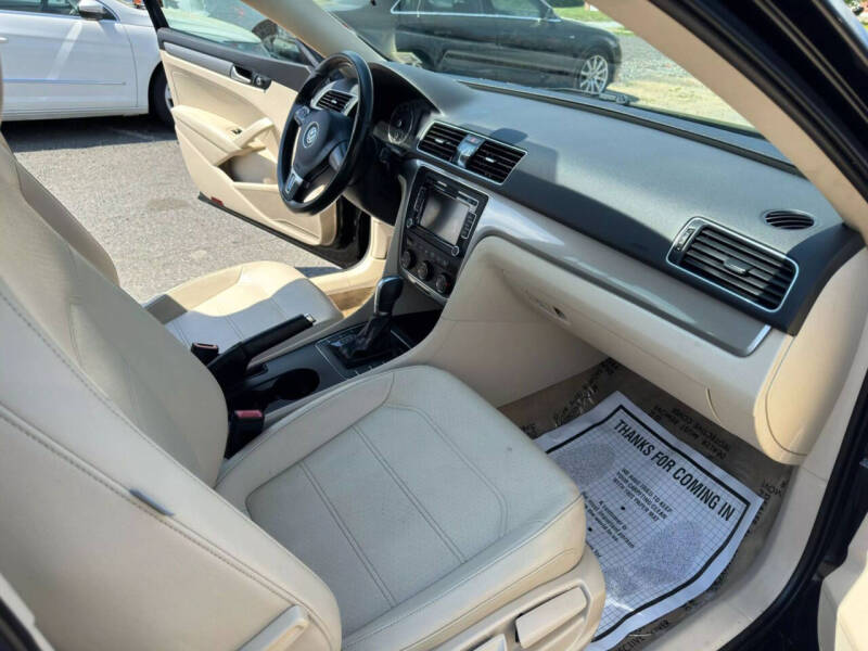 2015 Volkswagen Passat 1.8T Limited Edition