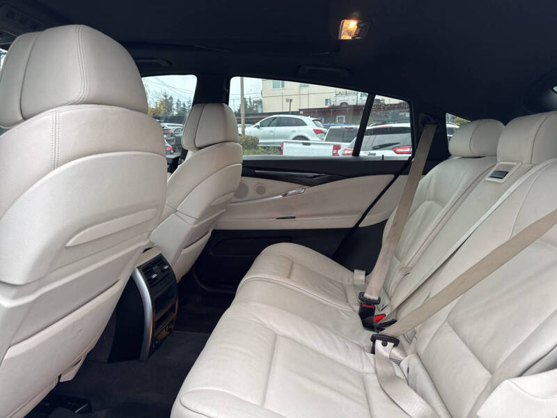 2012 BMW 5 Series 535i Gran Turismo