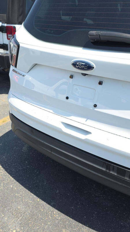 2017 Ford Escape S