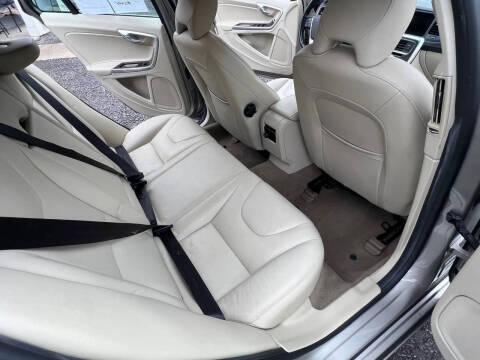 2015 Volvo V60 T5 Premier