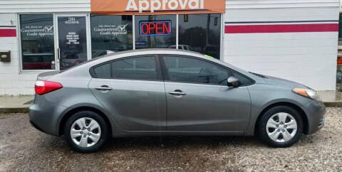 2016 Kia Forte for sale at MARION TENNANT PREOWNED AUTOS in Parkersburg WV
