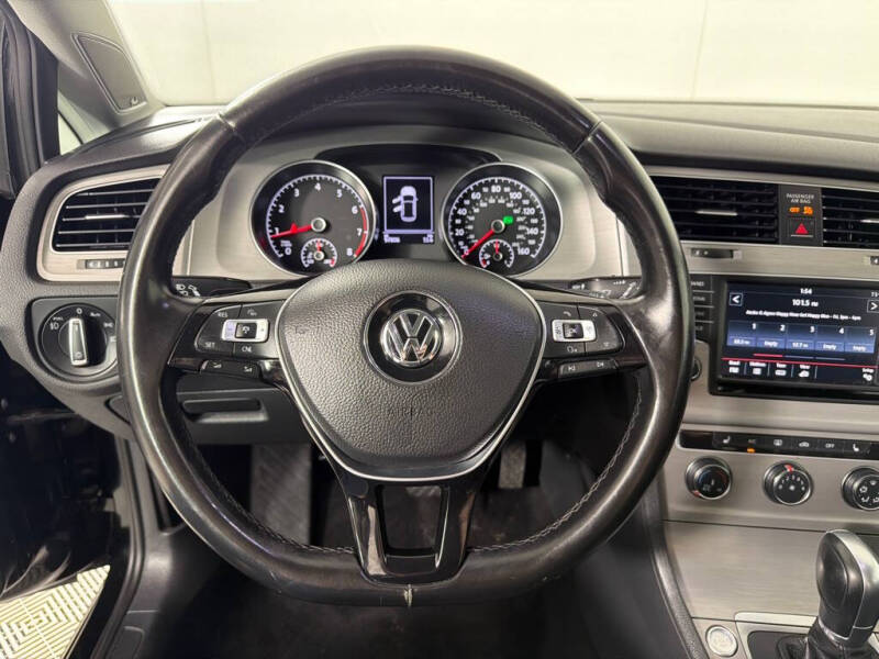 2016 Volkswagen Golf