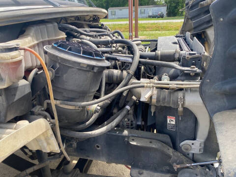 2008 Freightliner M2 106