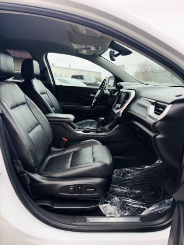 2019 GMC Acadia SLT-1