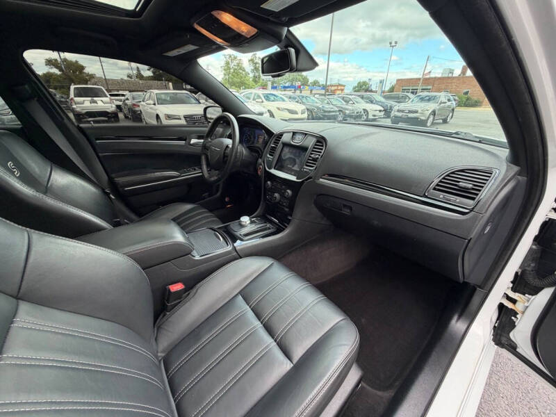 2017 Chrysler 300 S