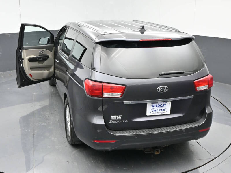 2017 Kia Sedona LX