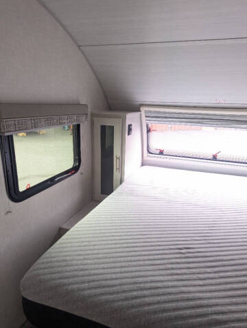 2022 Forest River R-Pod 202 / 25ft