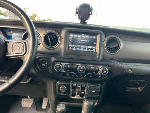 2022 Jeep Gladiator Willys