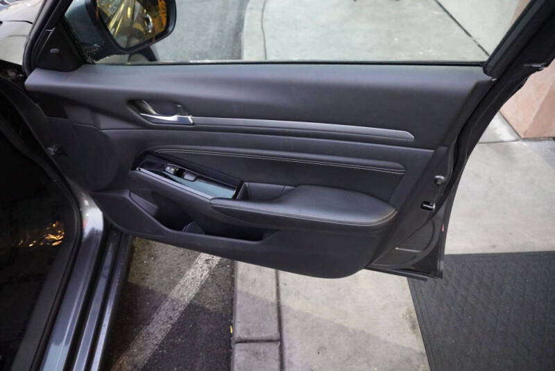 2023 Nissan Altima 2.5 SL