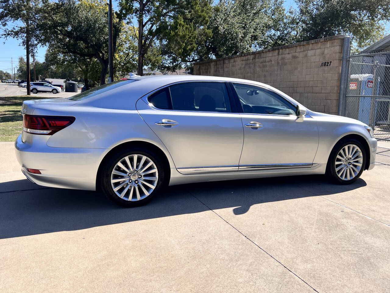 Used Car 2013 Lexus Ls 460  L 4dr Sedan For Sale Under $20,000 In Austin, Texas