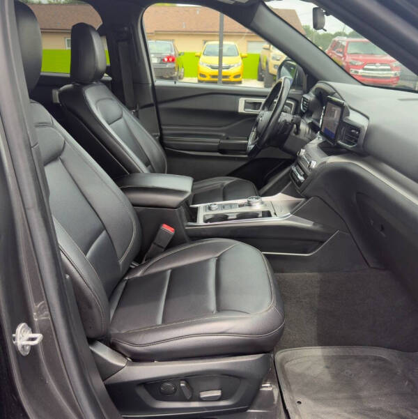 2020 Ford Explorer XLT