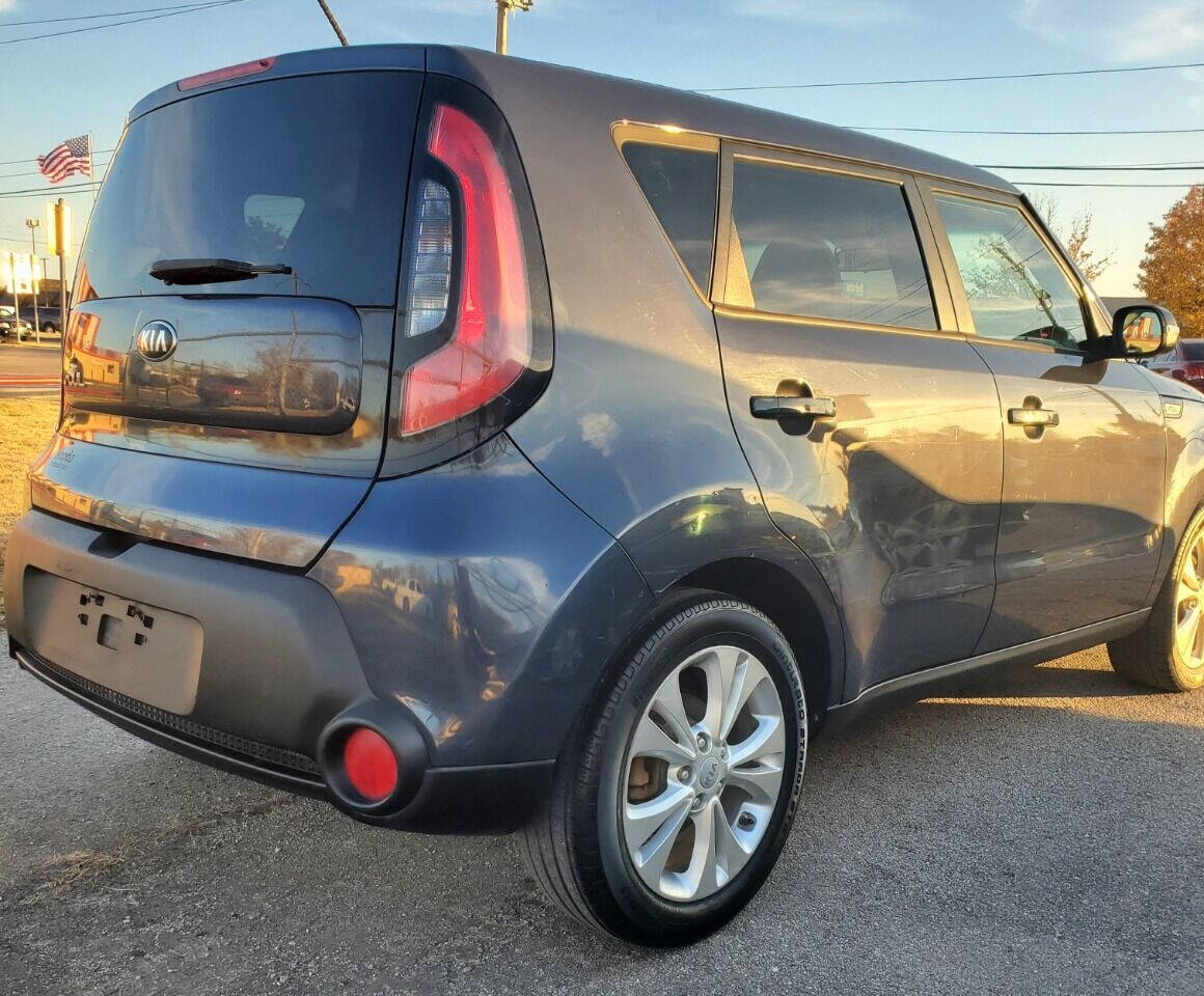 2014 Kia Soul for sale at DURANGO AUTO CENTER LLC in Tulsa, OK