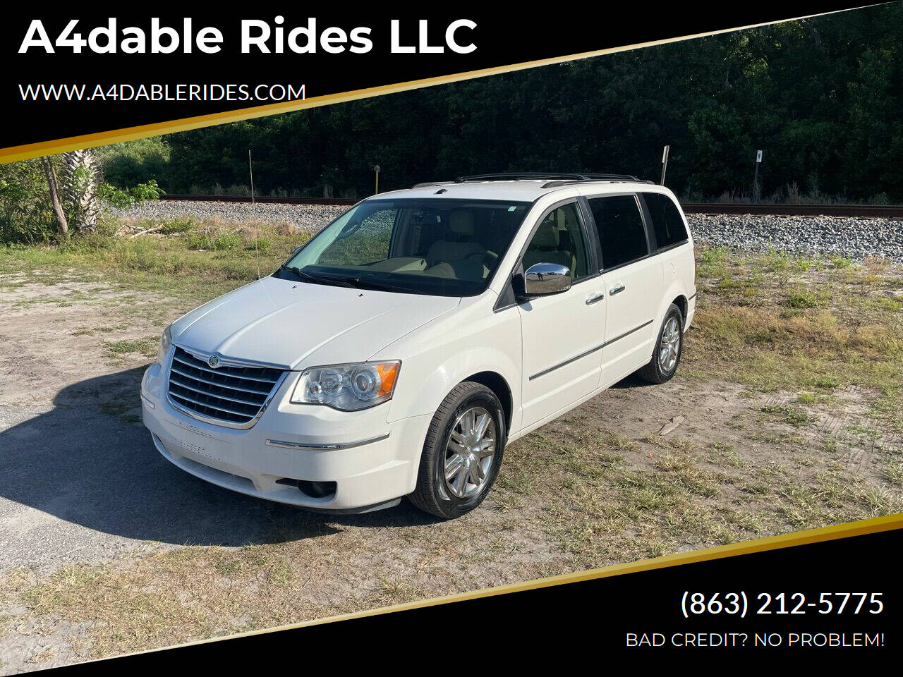 2008 Chrysler Town and Country For Sale In Florida