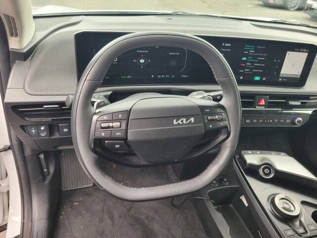 2025 Kia EV6 Wind