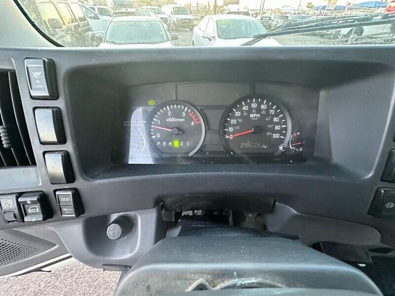 2009 Isuzu NPR