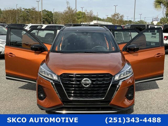2021 Nissan Kicks SR