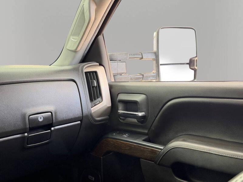 2017 GMC Sierra 2500HD Denali