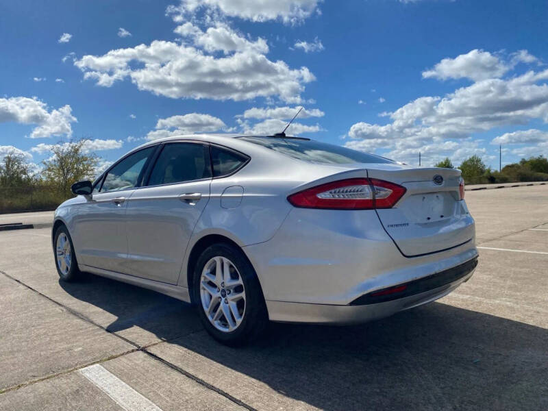 2013 Ford Fusion SE