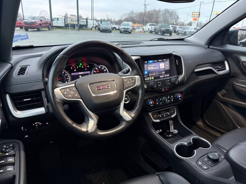 2022 GMC Terrain SLT