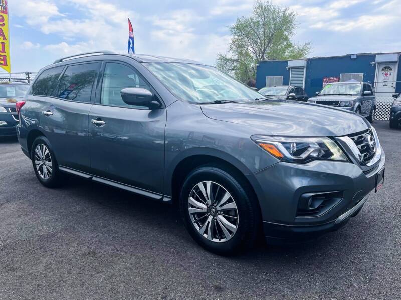 2018 Nissan Pathfinder for sale at TD MOTOR LEASING LLC in Staten Island NY