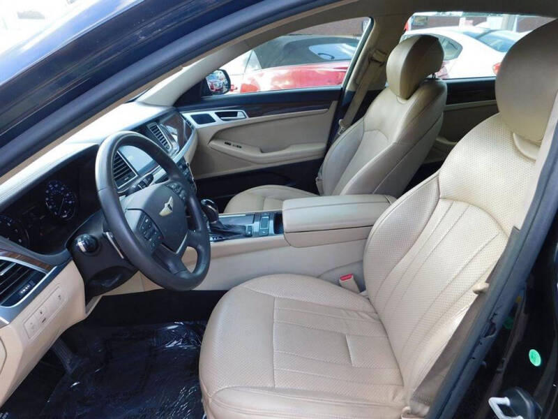 2015 Hyundai Genesis