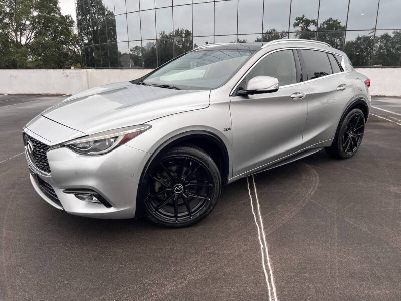 2018 Infiniti QX30 Premium