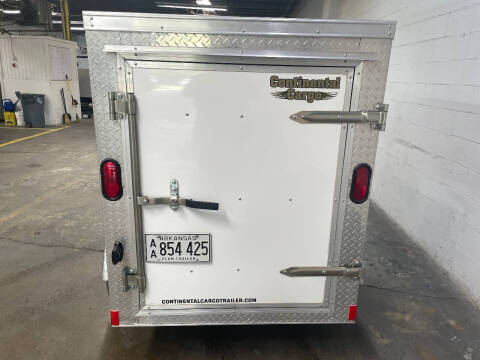 2013 Continental Cargo CONTINENTAL CARGO TRAILER