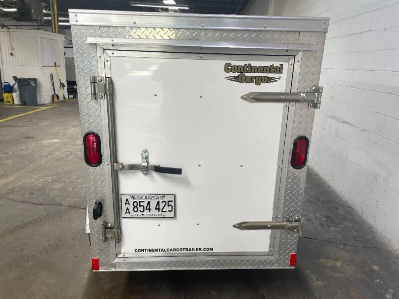 2013 Continental Cargo CONTINENTAL CARGO TRAILER