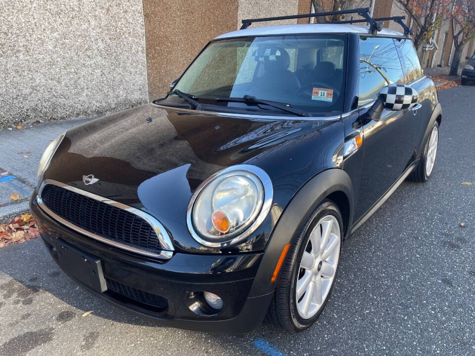 2009 MINI Cooper for sale at M & P Auto Sales in Saddle Brook, NJ