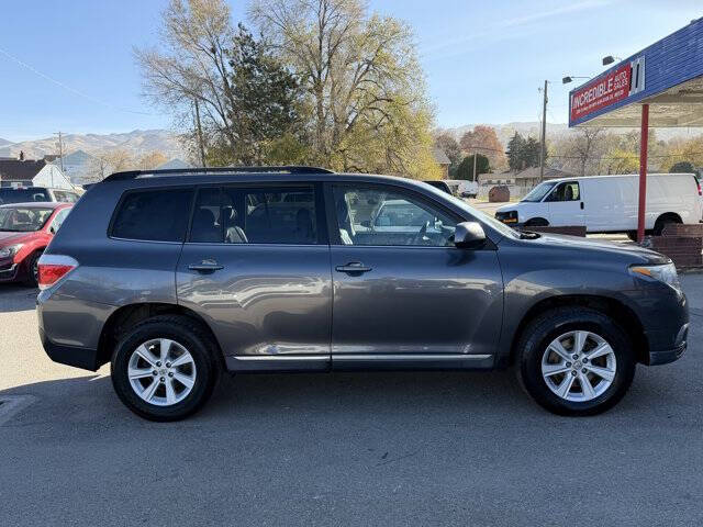 2012 Toyota Highlander SE