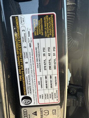 2019 Audi e-tron quattro Prestige