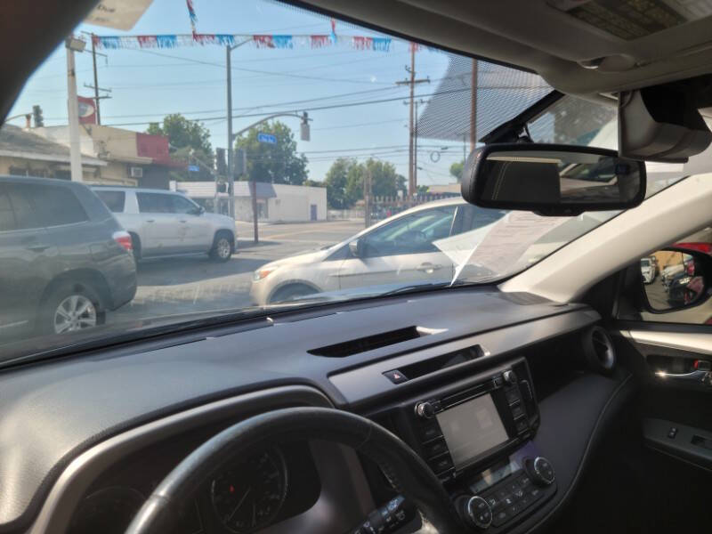 2016 Toyota RAV4 XLE