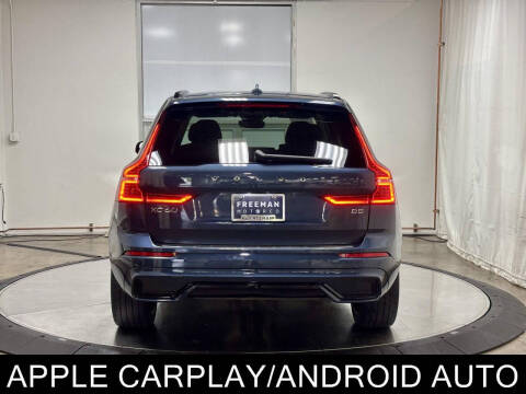 2023 Volvo XC60 B5 Ultimate Dark Theme