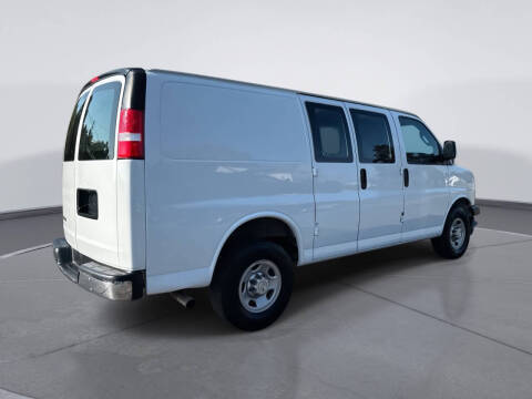 2020 Chevrolet Express 2500