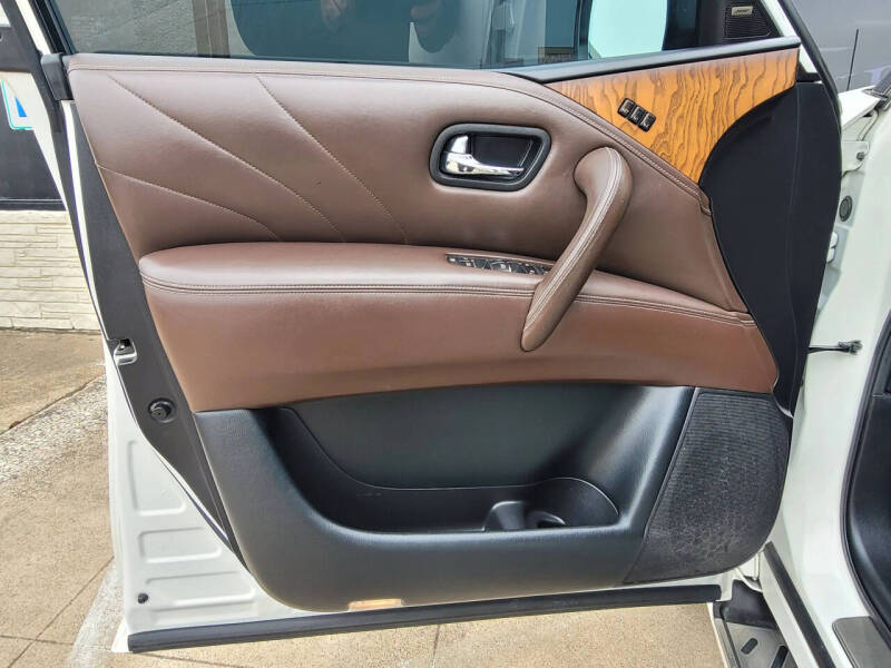 2017 Infiniti QX80 Limited