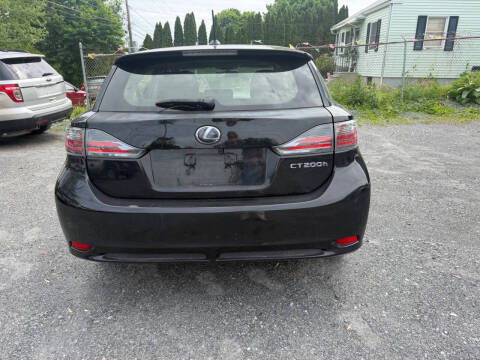 2013 Lexus CT 200h