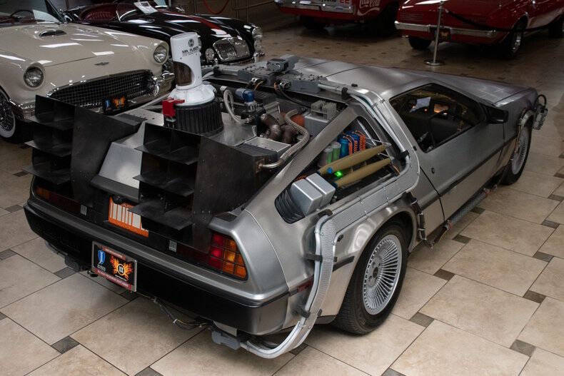 1981 DeLorean DMC-12